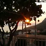 Nonnangela Oda ve Kahvaltı