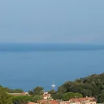 Nonnangela Oda ve Kahvaltı 3*